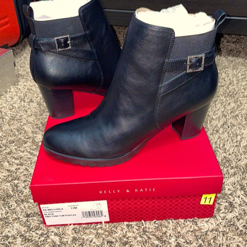 Kelly & Katie Mallorla Boots
